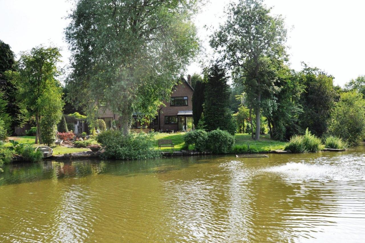 יורק The Willows Bed & Breakfast מראה חיצוני תמונה